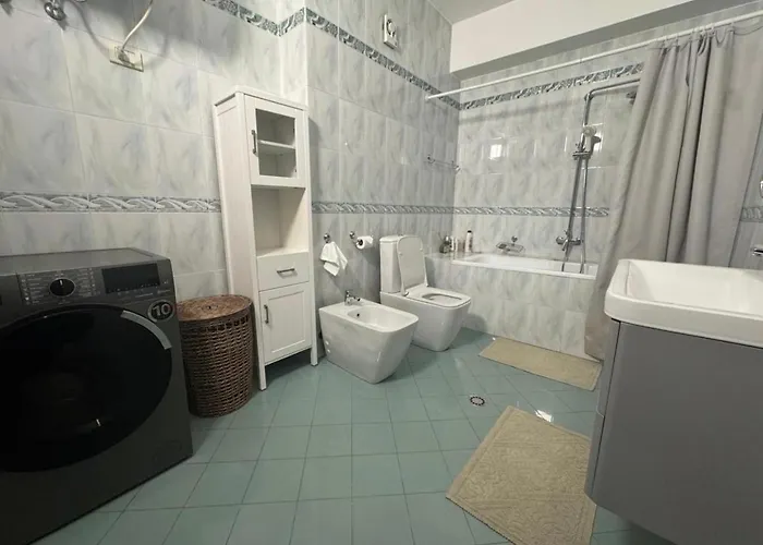 Appartement Cozy In Blloku Area Tirana